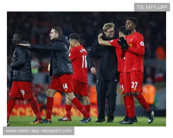 利物浦安德鲁斯禁区内远射为球队争光，点燃红军激情